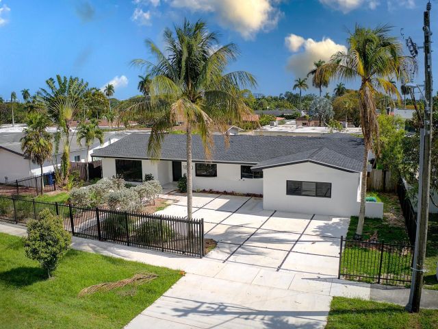 Home for sale at 1860 NE 199th Street - photo 6437391