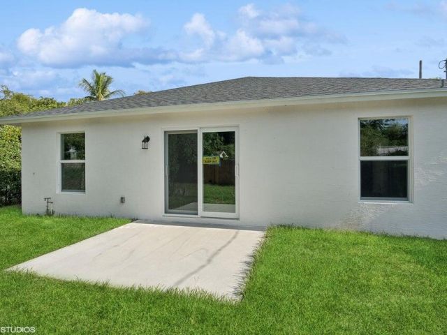 Home for sale at 636 35th Street - photo 6814022