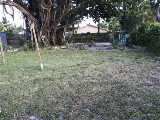 Home for rent at 208 Coventry Street - photo 6417256