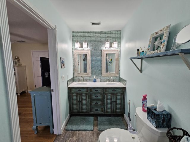 Home for rent at 339 Virginia Street - photo 6532281