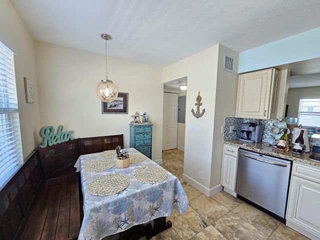 Home for rent at 339 Virginia Street - photo 6532291