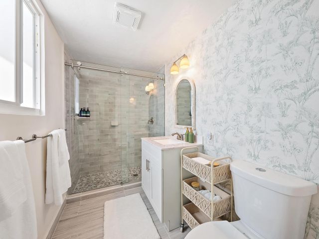 Home for rent at 330 Macy Street - photo 6431383