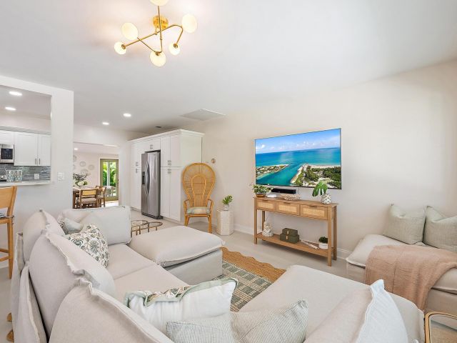 Home for rent at 330 Macy Street - photo 6431390