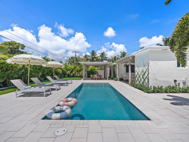 Home for rent at 330 Macy Street - photo 6431394