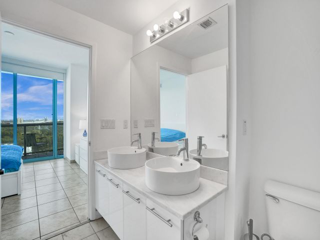 Apartment for sale  Unit #811 - photo 6417186