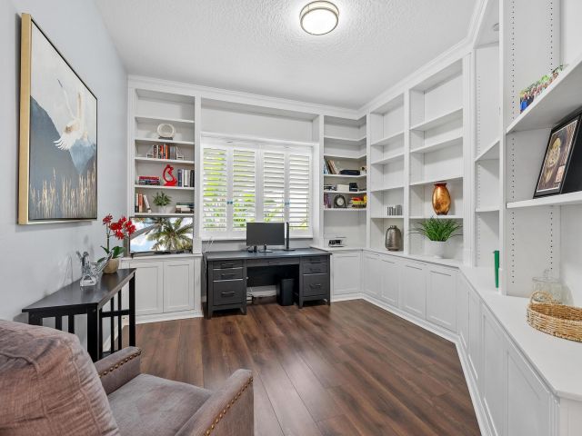 Home for sale at 9036 Sand Pine Lane - photo 6416121