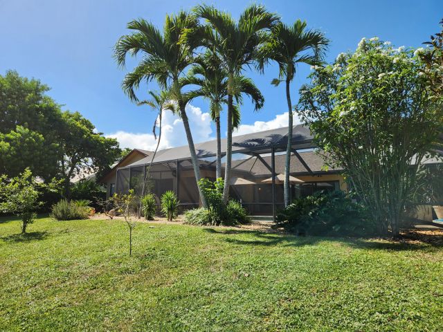 Home for rent at 3250 Lakeview Boulevard - photo 6425224