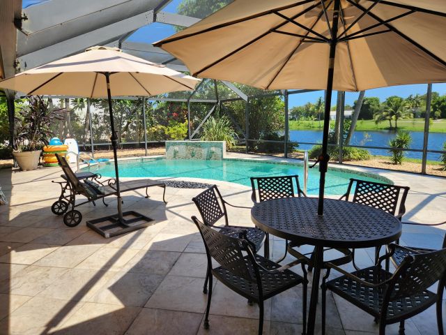 Home for rent at 3250 Lakeview Boulevard - photo 6425227