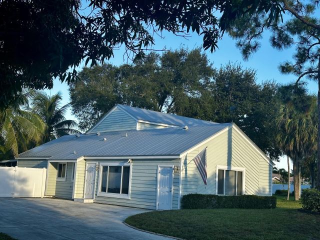 Home for sale at 198 SW 15th Court - photo 6433043