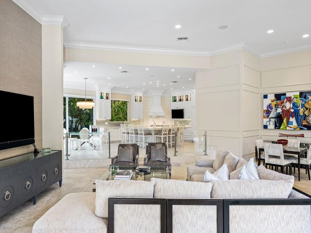 Home for sale at 16283 Vintage Oaks Lane - photo 6418213