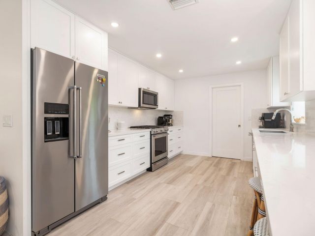 Home for sale at 301 Edgewood Drive - photo 6431408