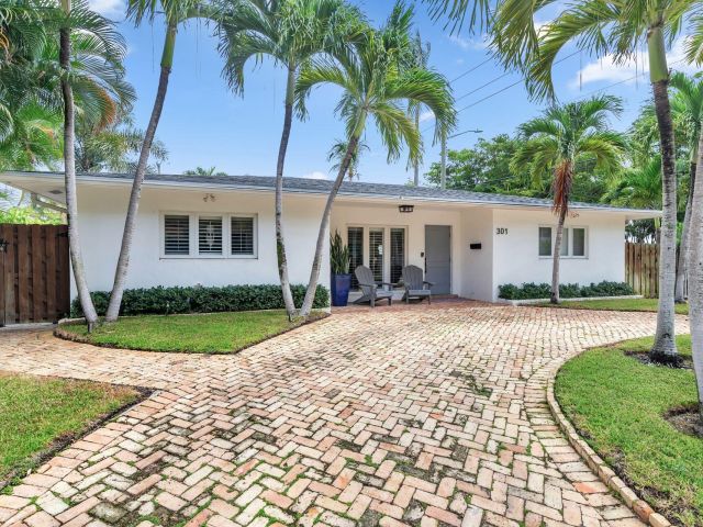 Home for sale at 301 Edgewood Drive - photo 6431416