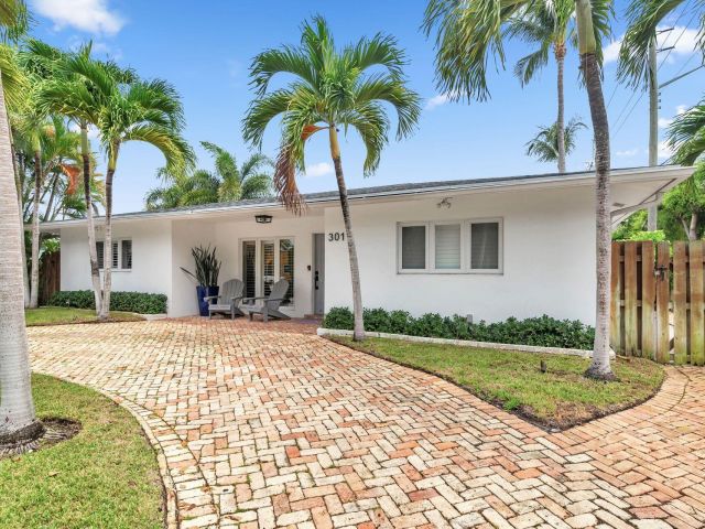 Home for sale at 301 Edgewood Drive - photo 6431417