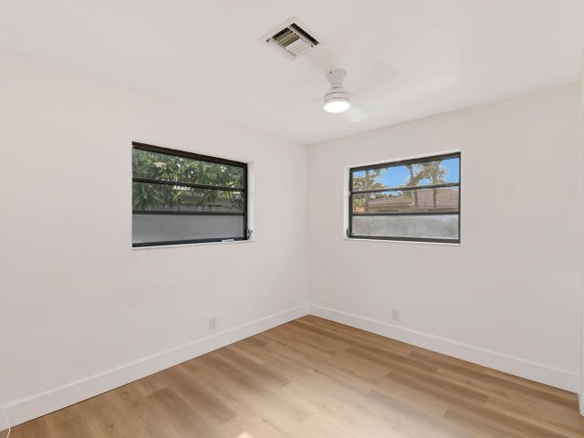 Home for sale at 5341 NE 17th Terrace - photo 6453845