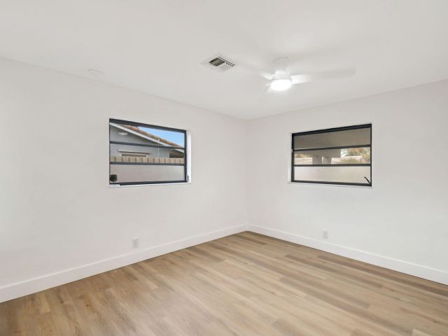 Home for sale at 5341 NE 17th Terrace - photo 6453847