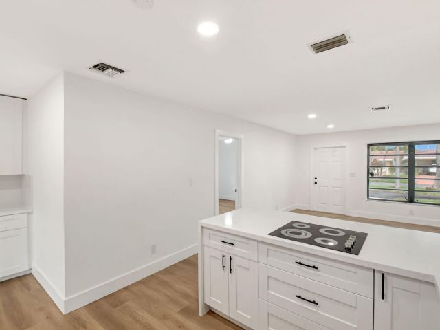 Home for sale at 5341 NE 17th Terrace - photo 6453854