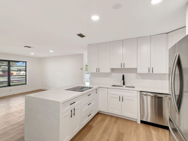 Home for sale at 5341 NE 17th Terrace - photo 6453857