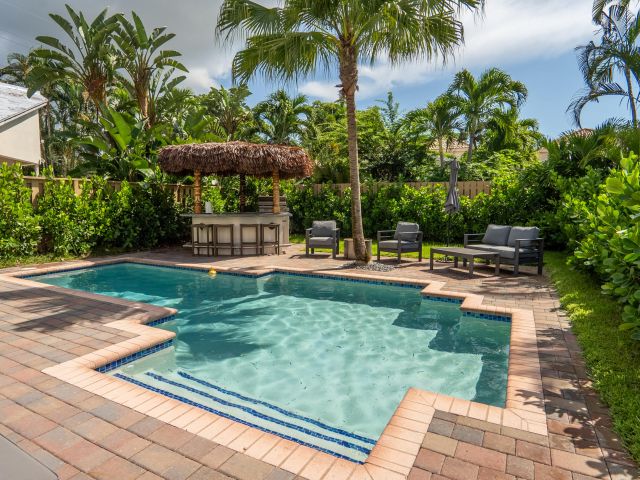 Home for rent at 6670 NW 27th Avenue - photo 6421520