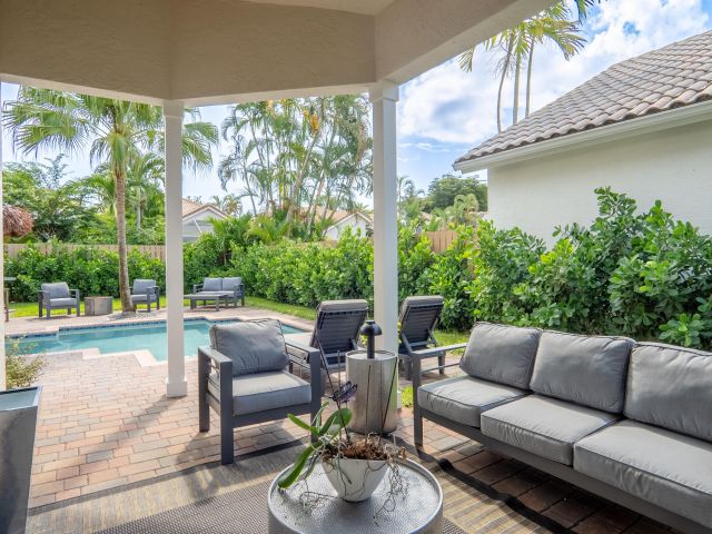 Home for rent at 6670 NW 27th Avenue - photo 6421523