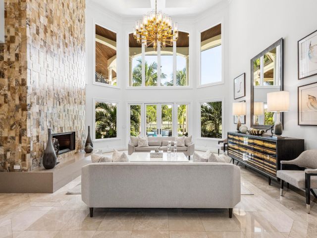 Home for sale at 121 Royal Palm Way - photo 6431472