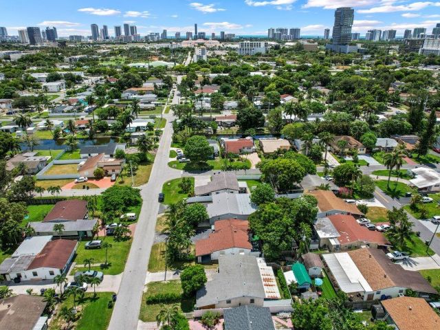 Home for sale at 313 SW 7th Street - photo 6619969