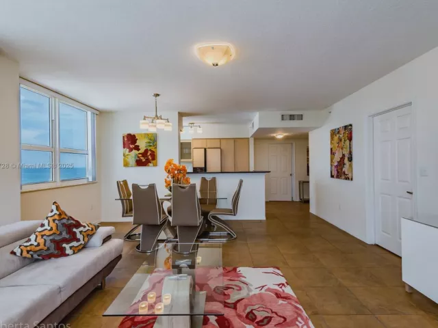 2-bedroom condo for sale in Hallandale Beach - 2080 S Ocean Dr 602 - MondialRealty