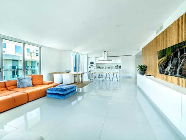 3-bedroom condo for rent in Sunny Isles Beach - 300 Sunny Isles Blvd 4-1901 - MondialRealty