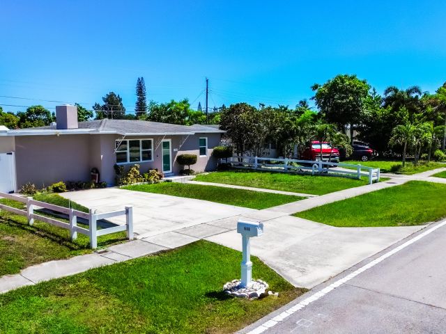 Home for sale at 533 Cherry Road - photo 6436541