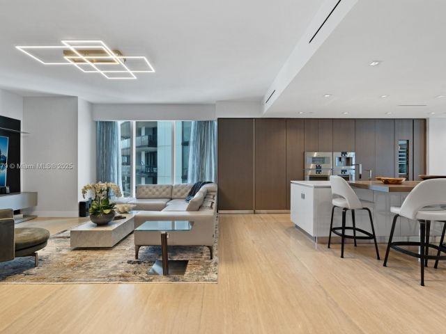 Apartment for sale  Unit #1401/02 - photo 6430566