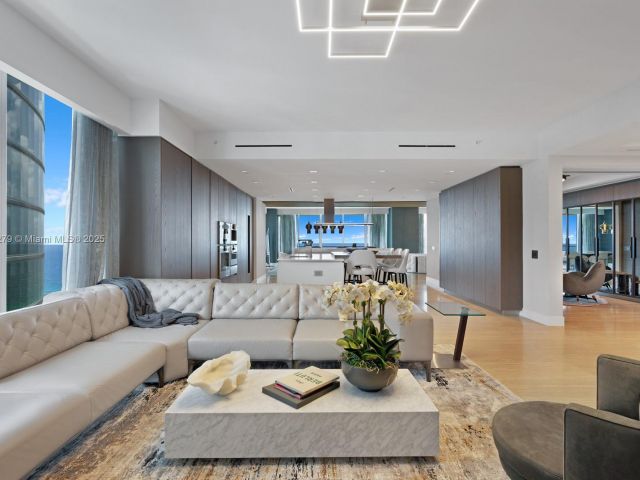 Apartment for sale  Unit #1401/02 - photo 6430574