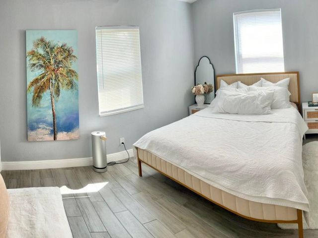 Home for rent at 311 SW 7th Avenue - photo 6424463