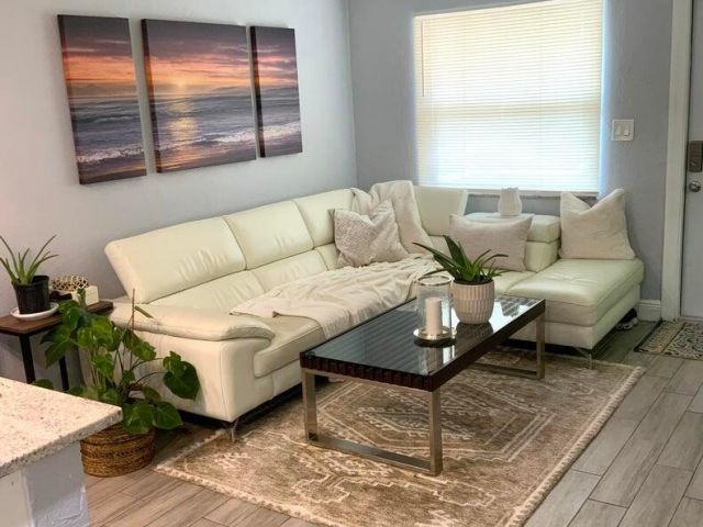 Home for rent at 311 SW 7th Avenue - photo 6424465