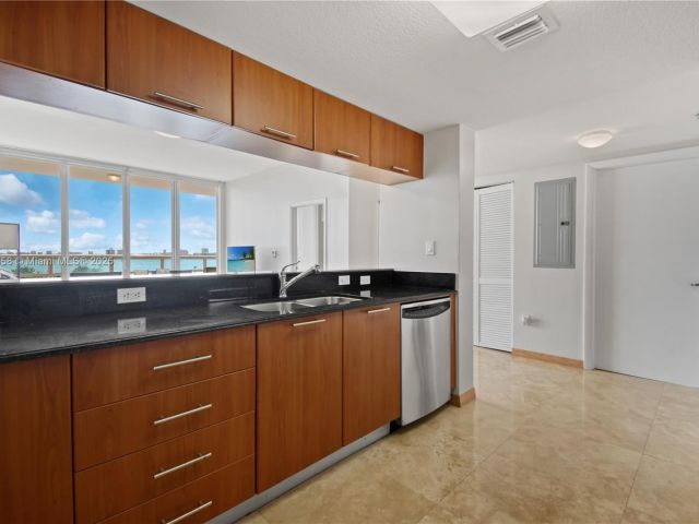 Apartment for sale  Unit #509 - photo 7434782