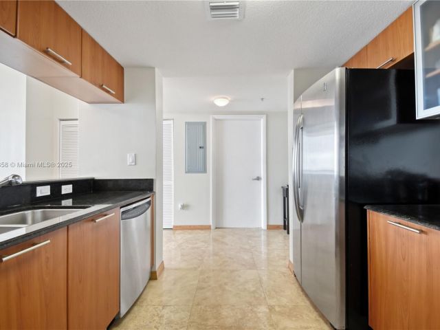 Apartment for sale  Unit #509 - photo 7434784