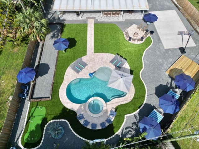 Home for rent at 270 NW 36th Street - photo 6425160