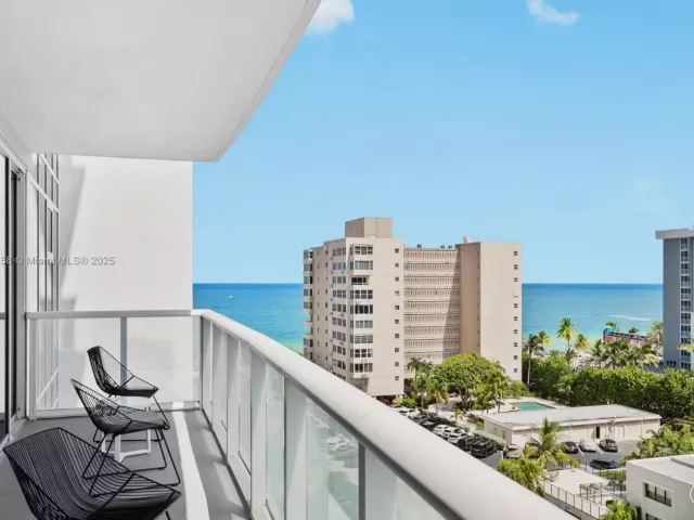2-bedroom condo for sale in Fort Lauderdale - 3101 Bayshore Dr 805 - MondialRealty