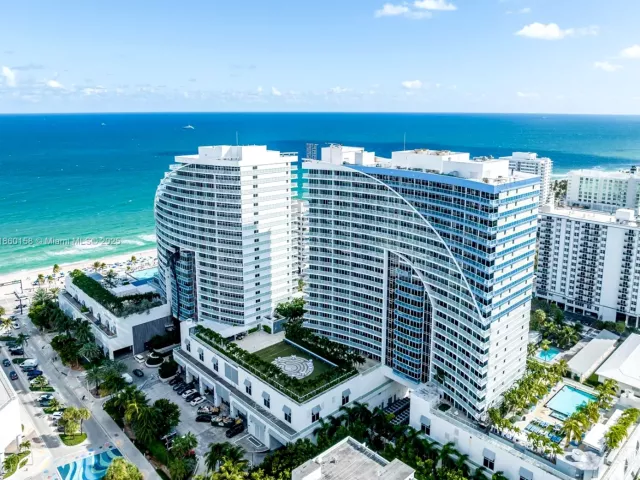 2-bedroom condo for sale in Fort Lauderdale - 3101 Bayshore Dr 805 - MondialRealty