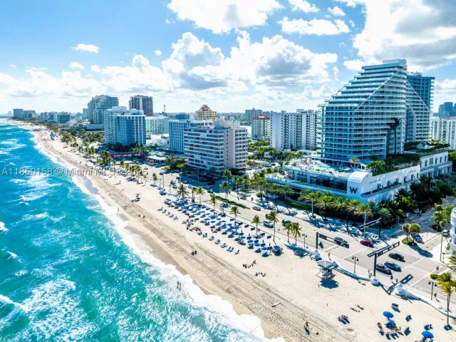 2-bedroom condo for sale in Fort Lauderdale - 3101 Bayshore Dr 805 - MondialRealty