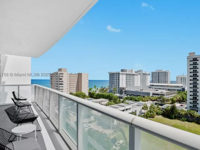 2-bedroom condo for sale in Fort Lauderdale - 3101 Bayshore Dr 805 - MondialRealty