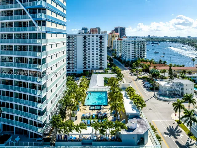 2-bedroom condo for sale in Fort Lauderdale - 3101 Bayshore Dr 805 - MondialRealty