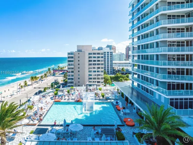 2-bedroom condo for sale in Fort Lauderdale - 3101 Bayshore Dr 805 - MondialRealty