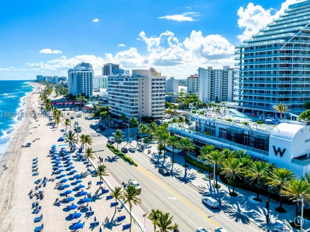2-bedroom condo for sale in Fort Lauderdale - 3101 Bayshore Dr 805 - MondialRealty