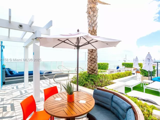 2-bedroom condo for sale in Fort Lauderdale - 3101 Bayshore Dr 805 - MondialRealty