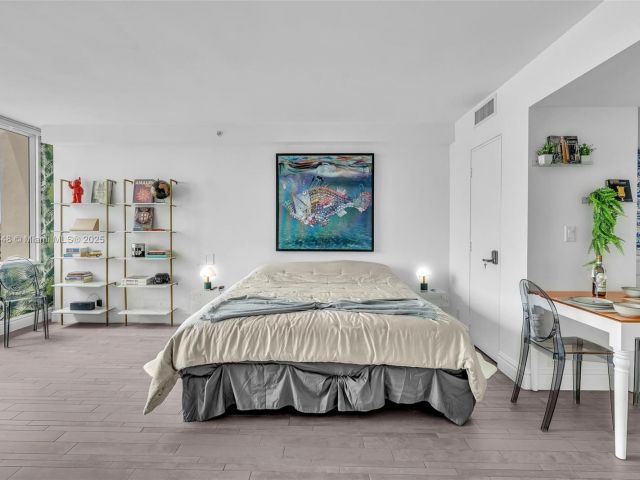 Apartment for rent  Unit #1019 - photo 6425939