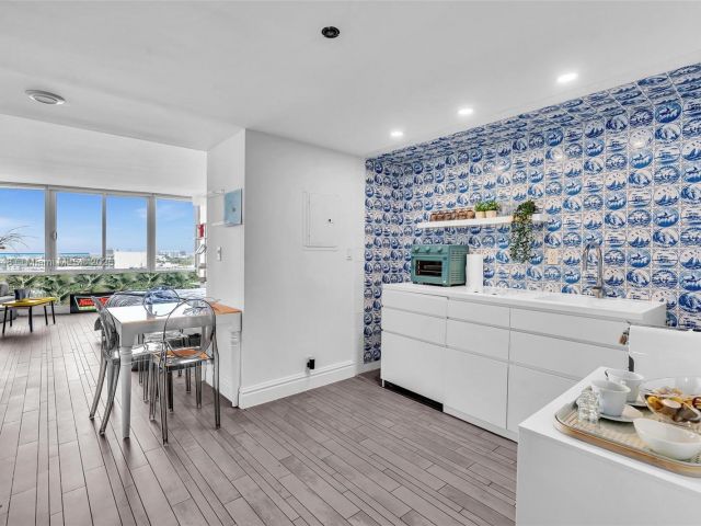 Apartment for rent  Unit #1019 - photo 6425955