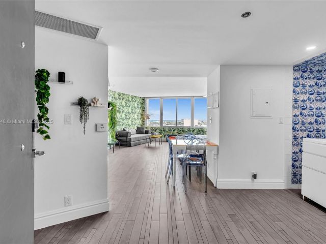 Apartment for rent  Unit #1019 - photo 6425956