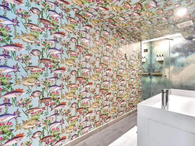 condo for rent in Miami Beach - 1100 West Ave 1019 - MondialRealty