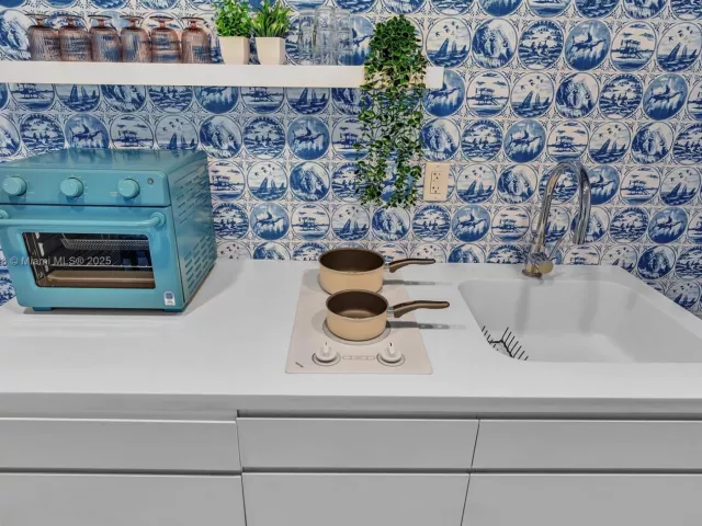 condo for rent in Miami Beach - 1100 West Ave 1019 - MondialRealty