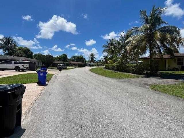 Home for sale at 330 Long Island Avenue - photo 6452523