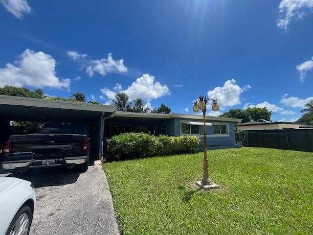 Home for sale at 330 Long Island Avenue - photo 6452524